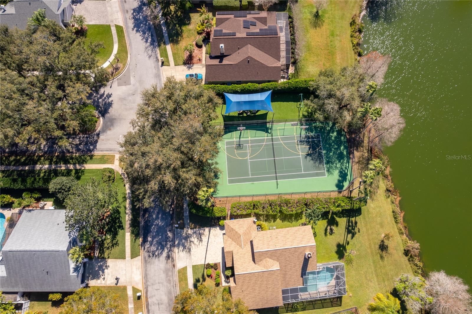 Image 33 of 34 For 814 Windergrove Court