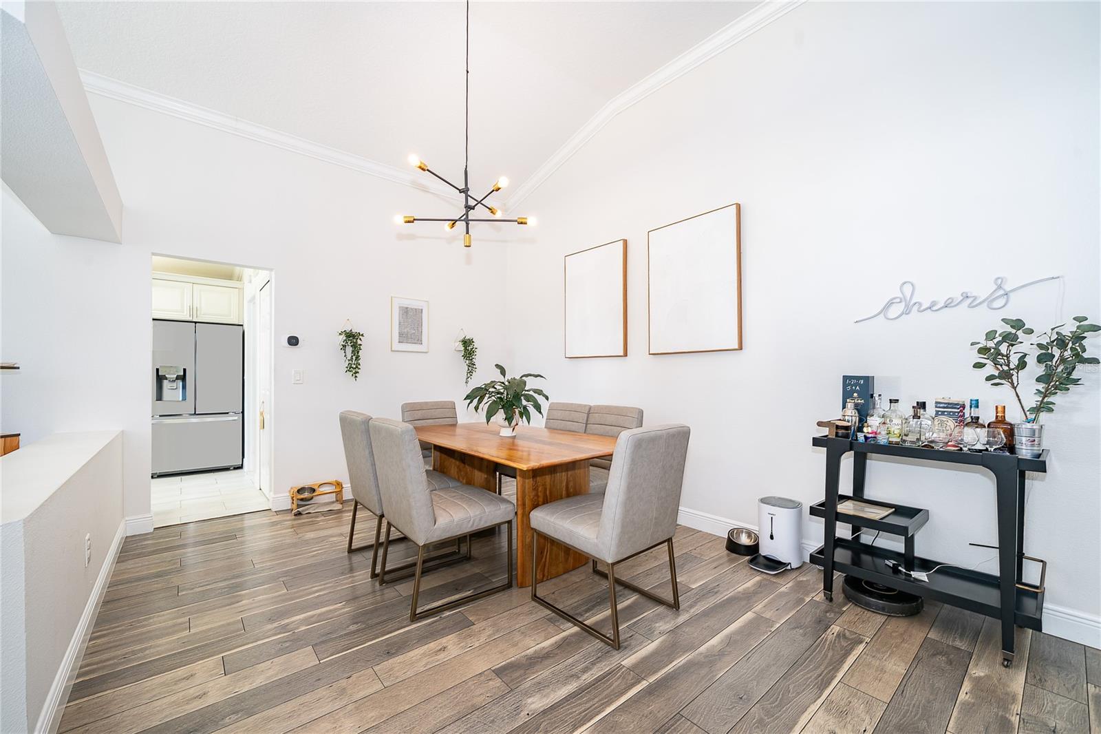 Image 6 of 34 For 814 Windergrove Court