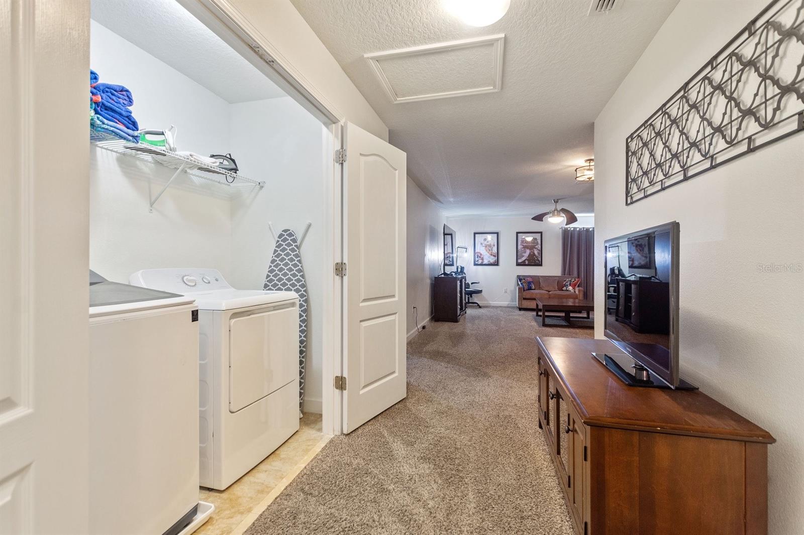 Image 12 of 35 For 1464 Moon Valley Drive