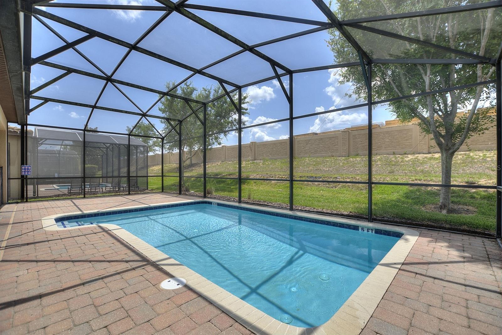 Image 23 of 35 For 1464 Moon Valley Drive