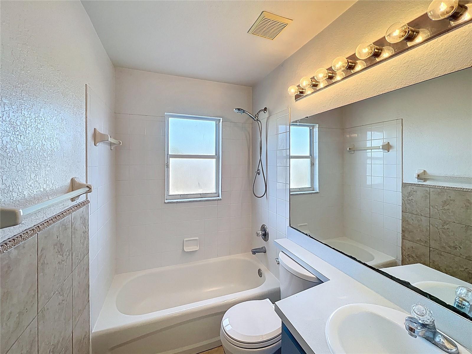 Image 15 of 24 For 3034 Sabal Bend Drive Ne