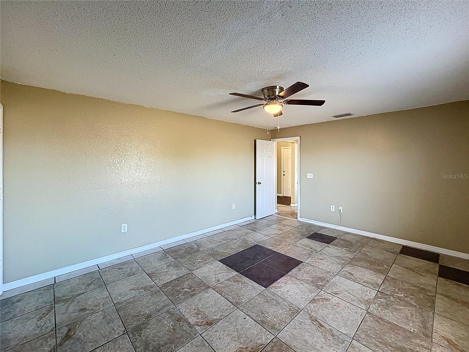 Image 16 of 24 For 3034 Sabal Bend Drive Ne