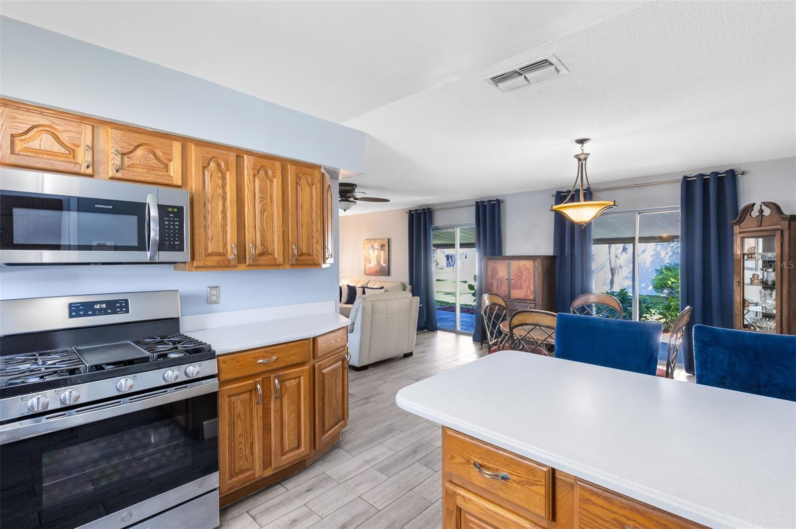 Image 12 of 35 For 5331 Maize Street