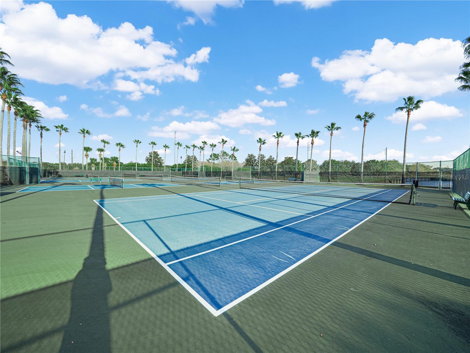 Image 23 of 28 For 414 Eagle Ridge Drive 414