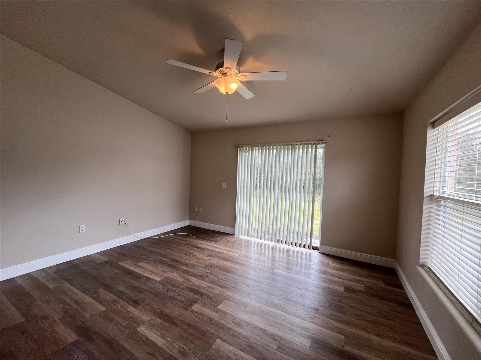 Image 11 of 27 For 459 Rio Grande Lane