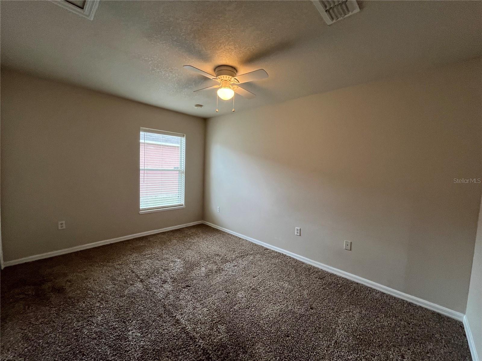 Image 21 of 27 For 459 Rio Grande Lane