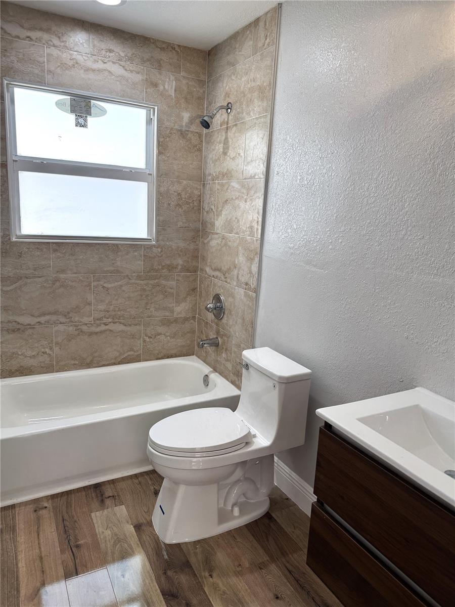 Image 10 of 15 For 319 Avenue P Ne