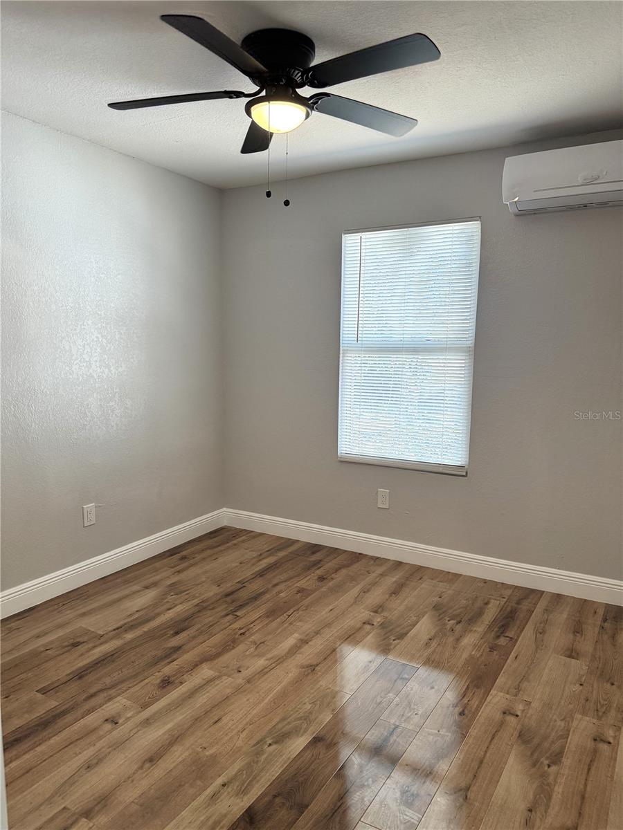 Image 11 of 15 For 319 Avenue P Ne