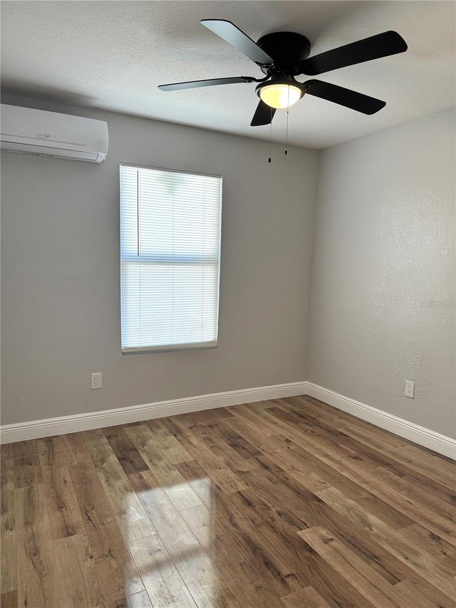 Image 9 of 15 For 319 Avenue P Ne