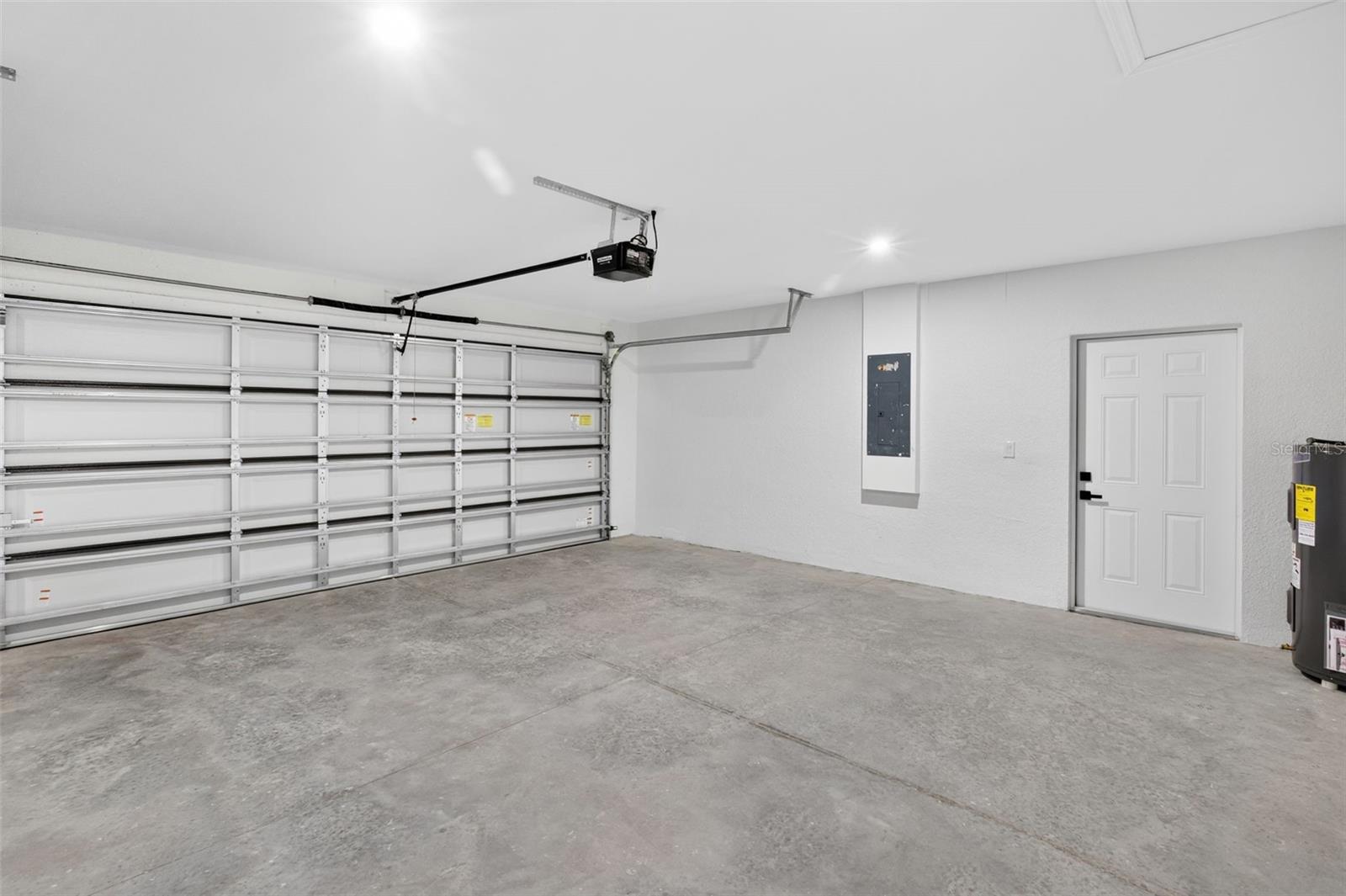 Image 27 of 39 For 20412 Elrose Avenue