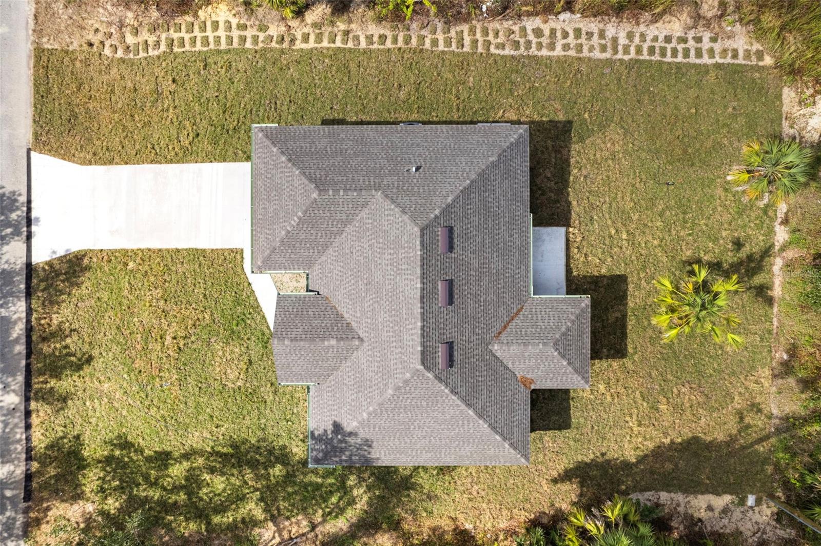 Image 3 of 39 For 20412 Elrose Avenue