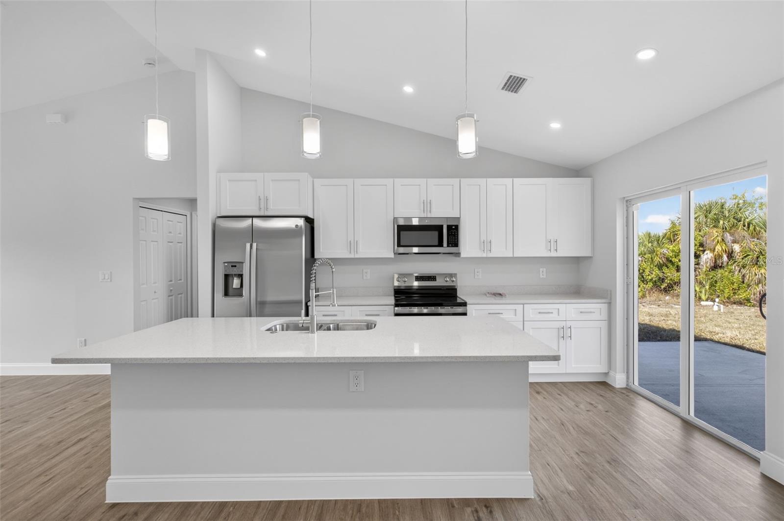 Image 8 of 37 For 375 Denver Drive