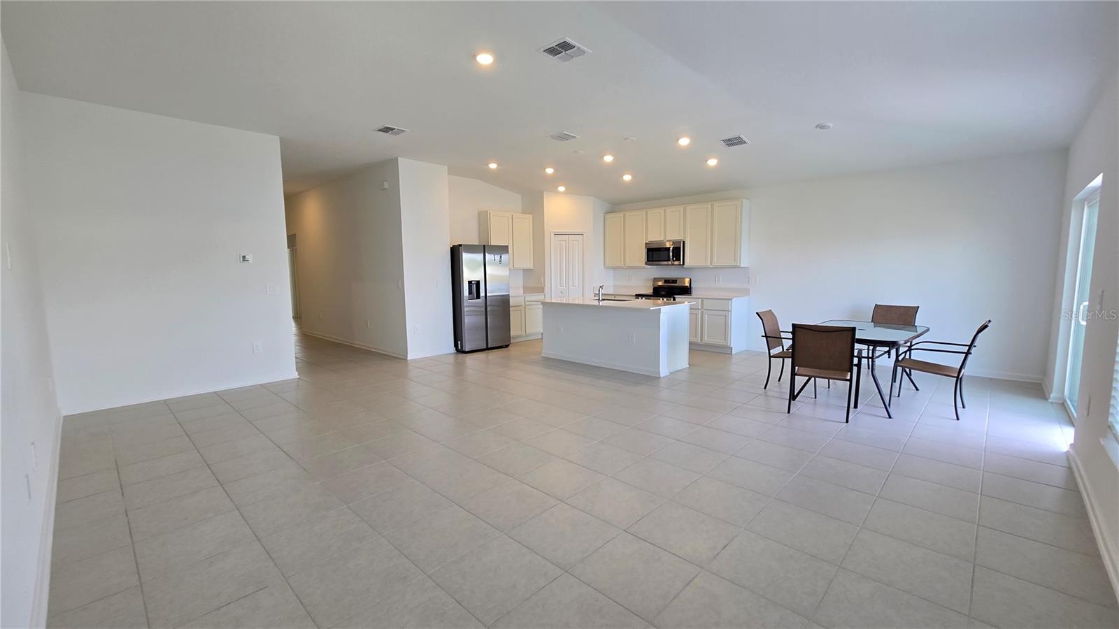 Image 17 of 41 For 5815 Le Marin Way