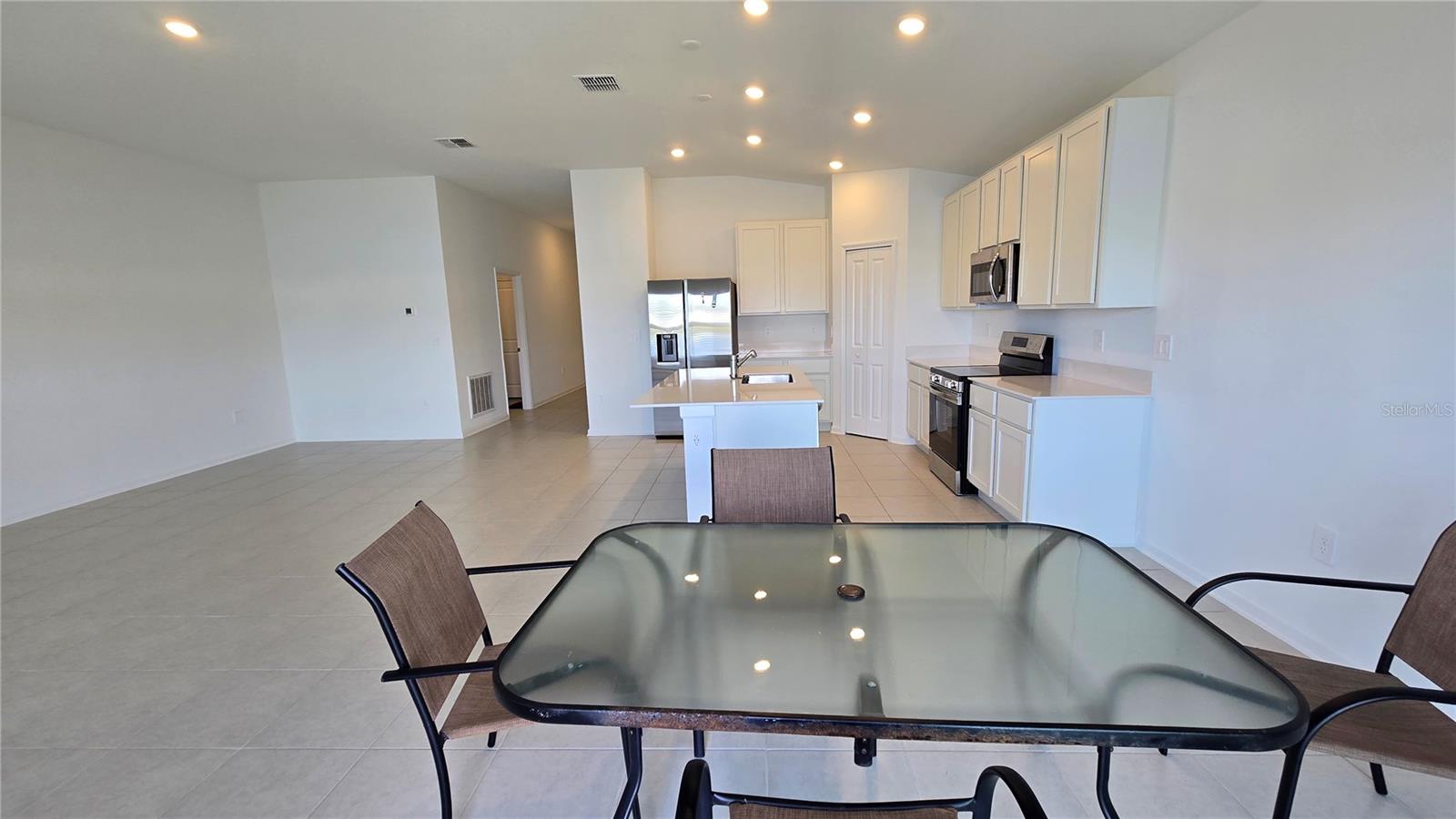 Image 18 of 41 For 5815 Le Marin Way