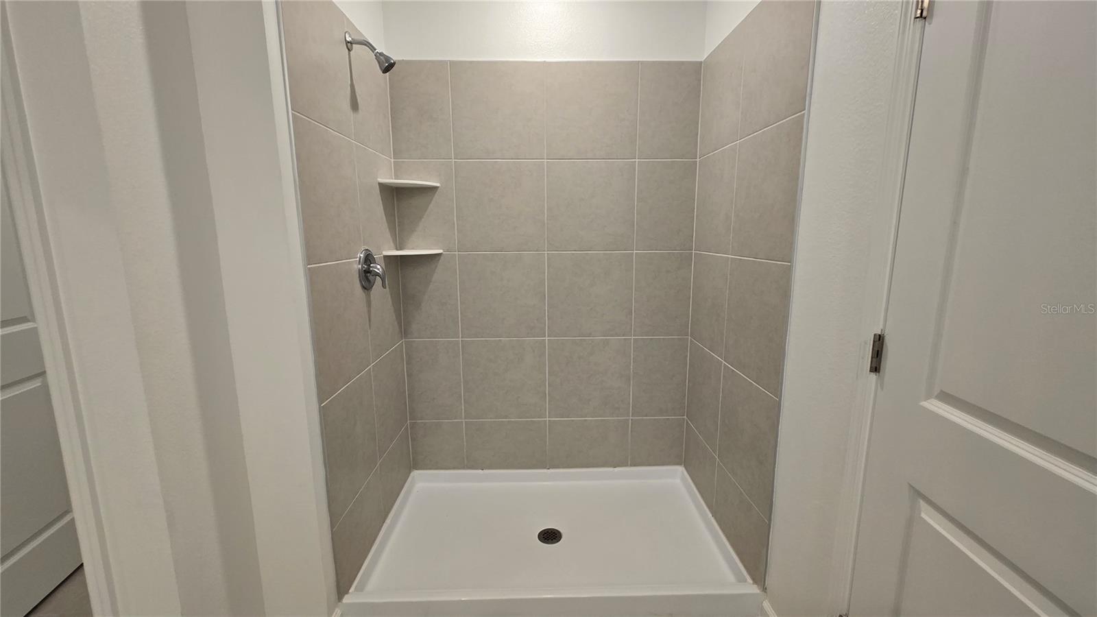 Image 22 of 41 For 5815 Le Marin Way