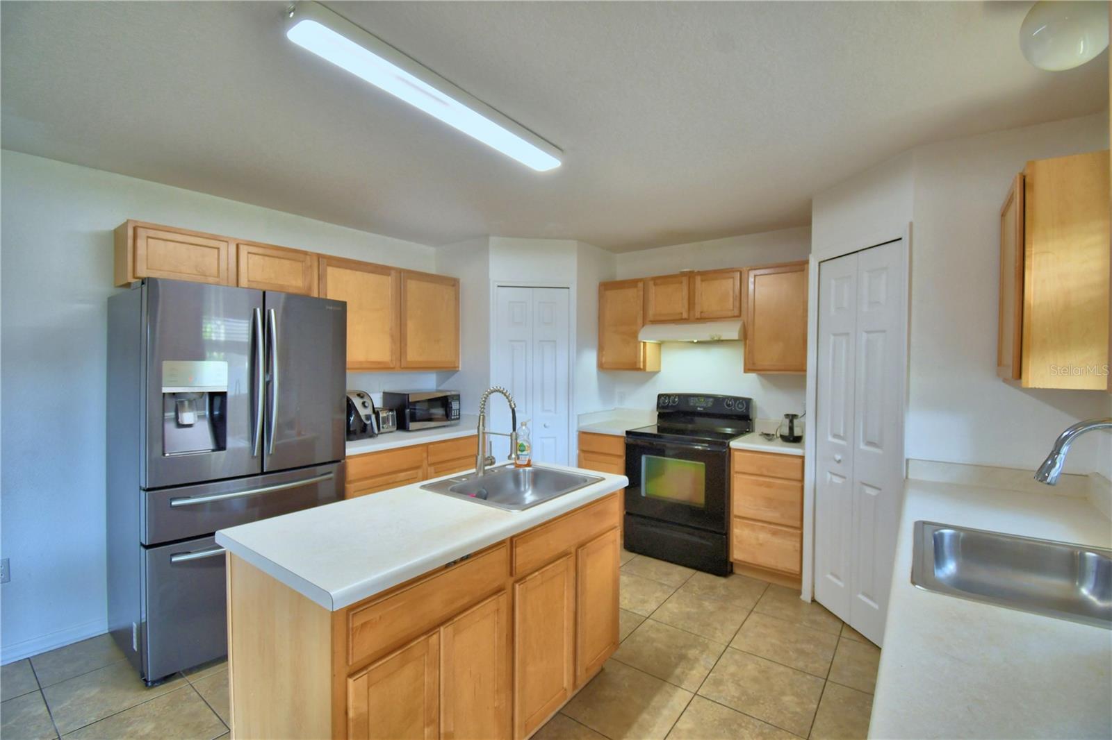 Image 11 of 42 For 1832 Alambra Circle