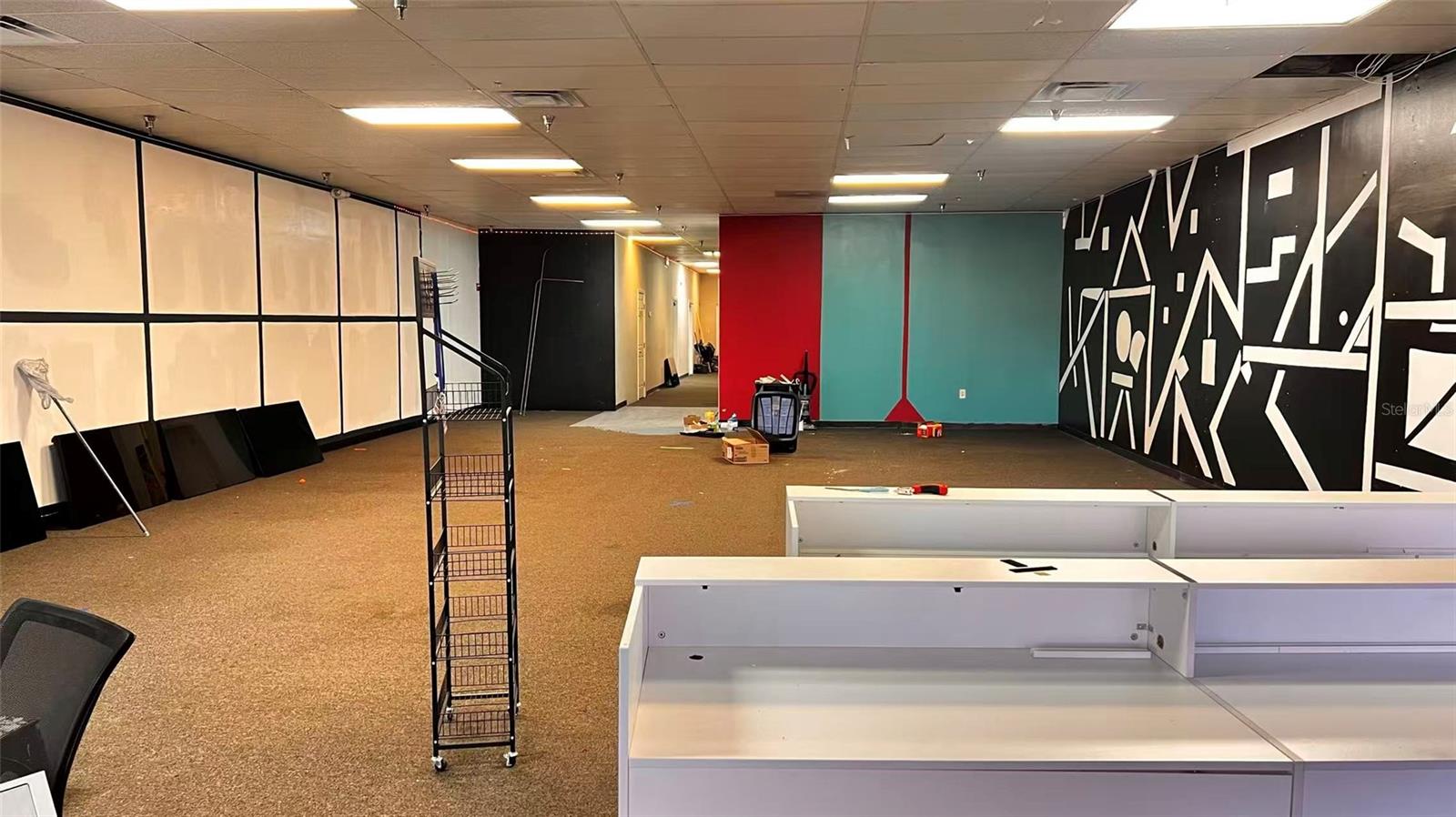 Image 3 of 5 For 1640 Airport Boulevard 1640