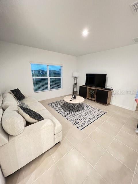 Image 12 of 22 For 200 Aquamarine Lane