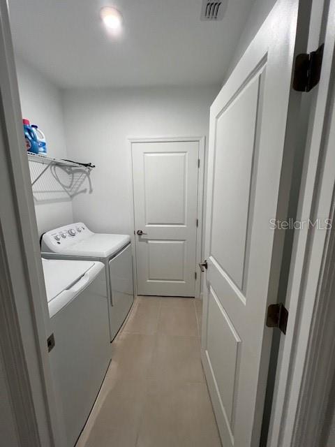 Image 15 of 22 For 200 Aquamarine Lane