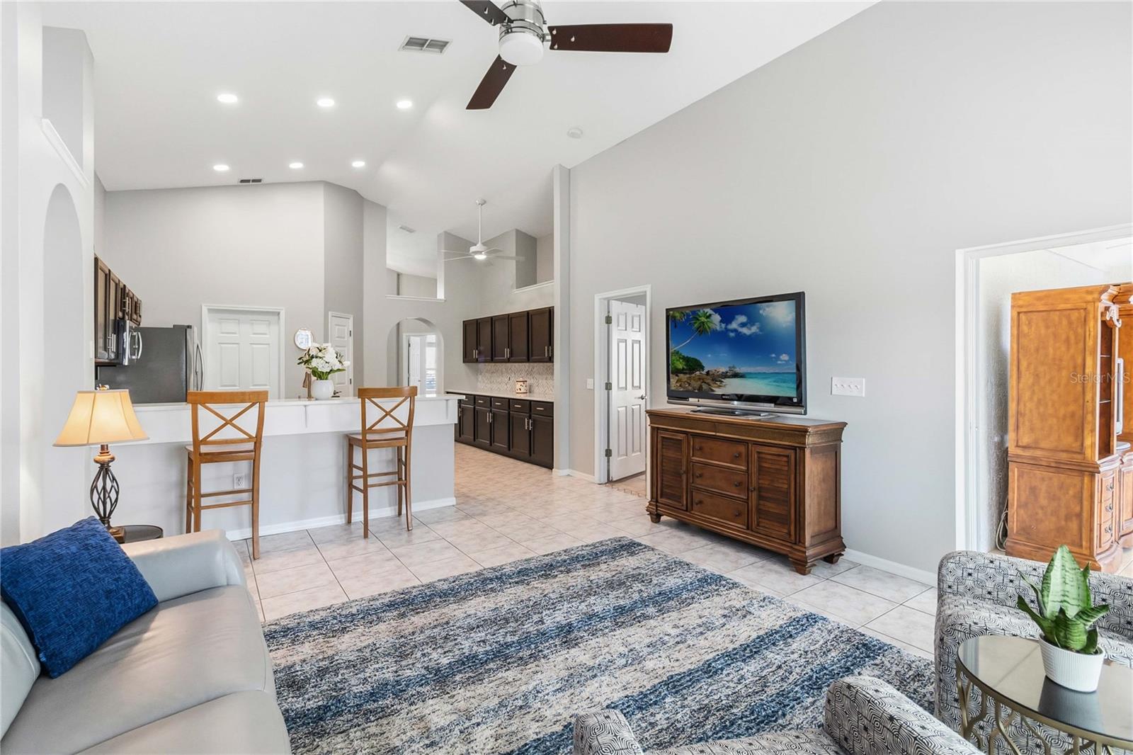 Image 15 of 47 For 3886 Blackberry Circle