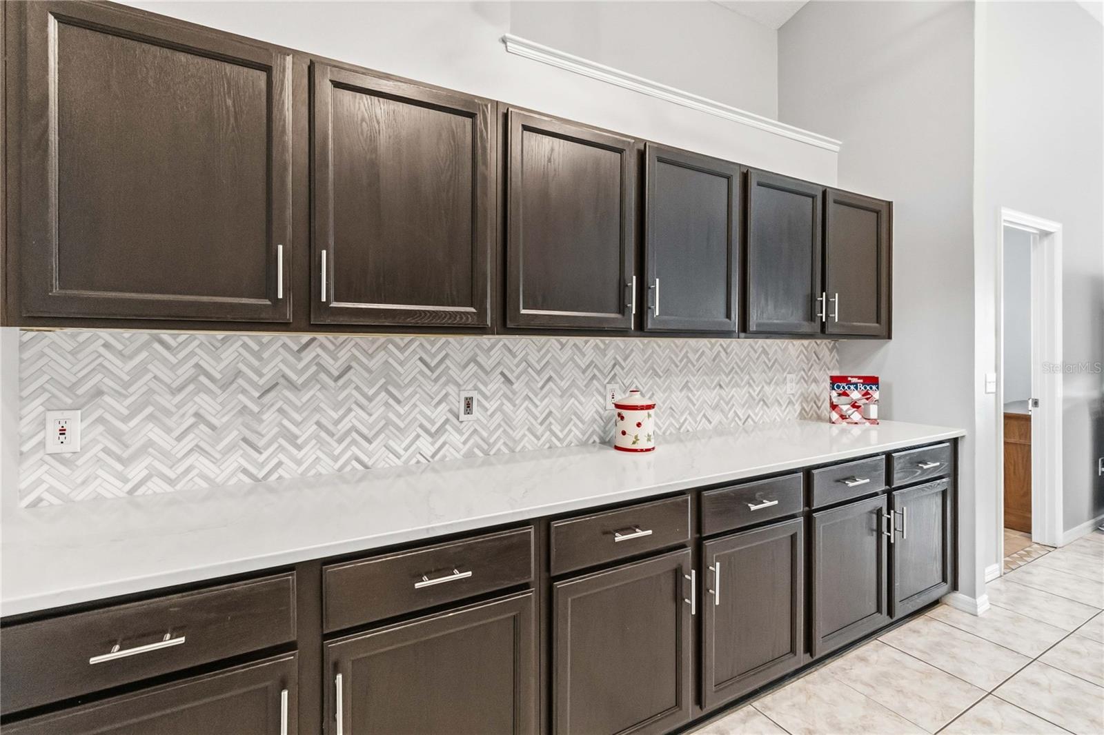 Image 20 of 47 For 3886 Blackberry Circle