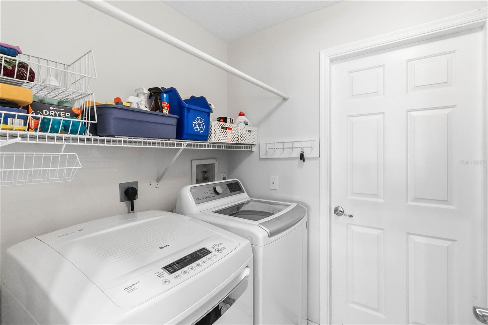 Image 25 of 47 For 3886 Blackberry Circle