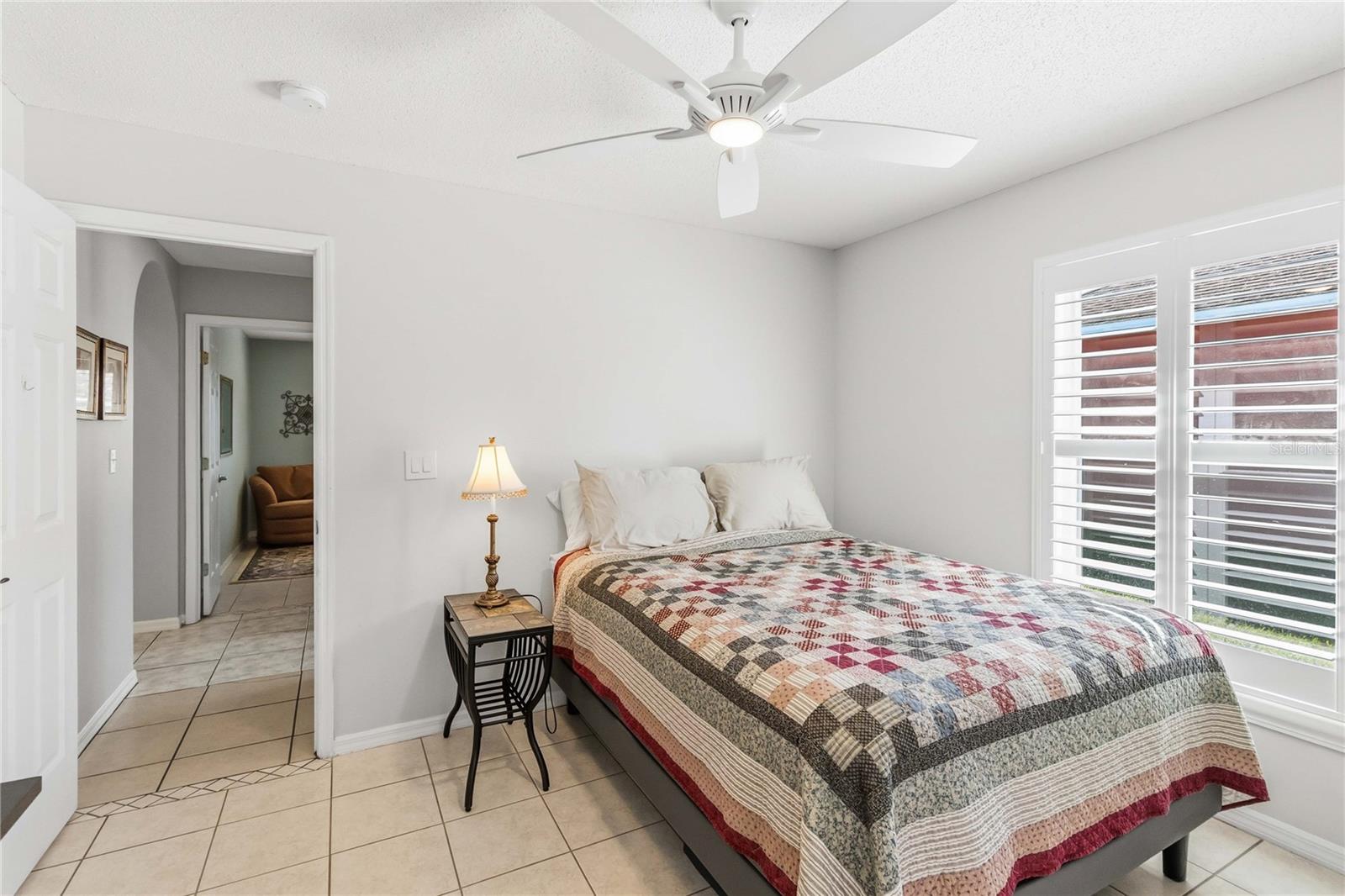 Image 36 of 47 For 3886 Blackberry Circle