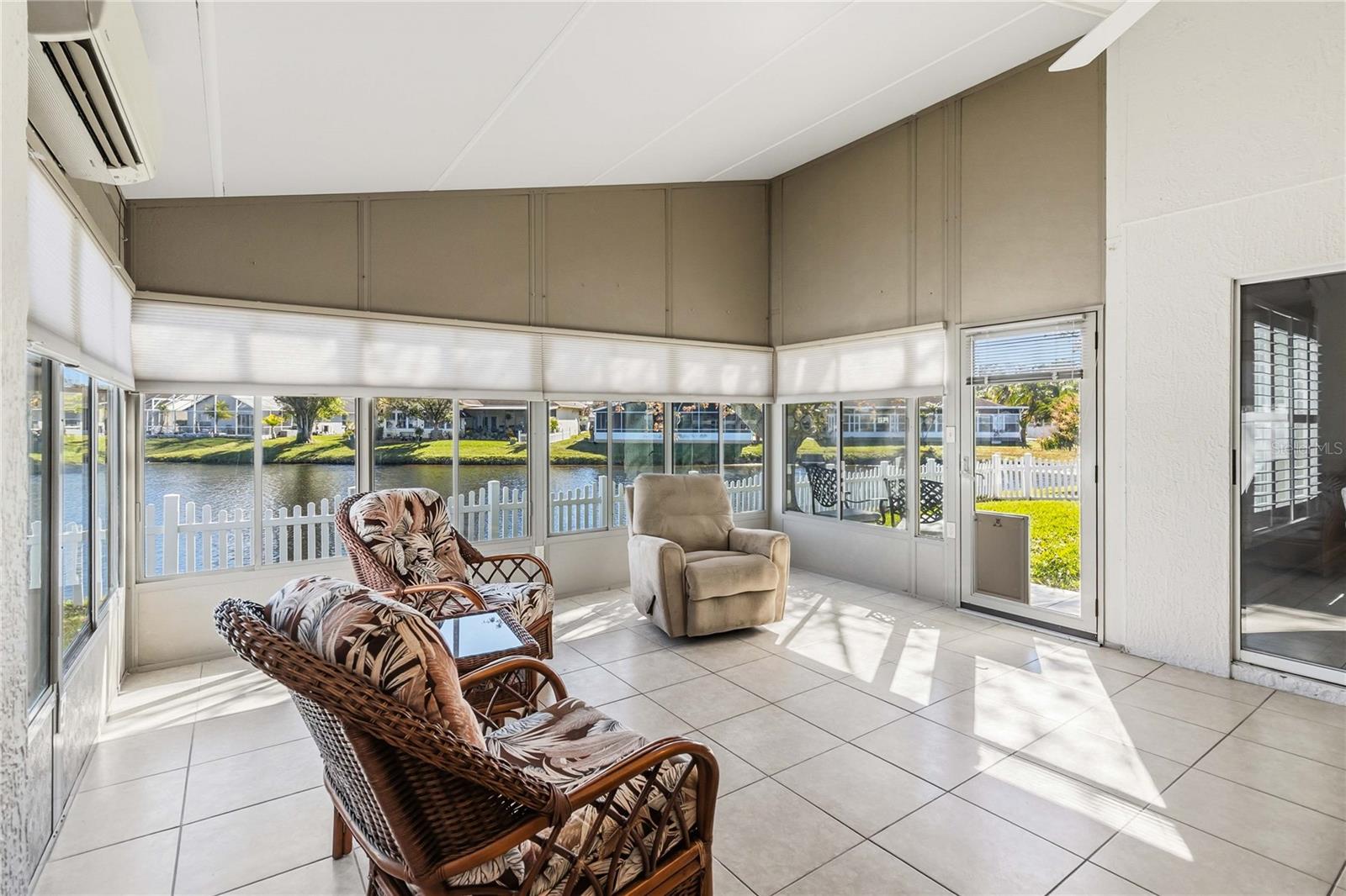 Image 40 of 47 For 3886 Blackberry Circle