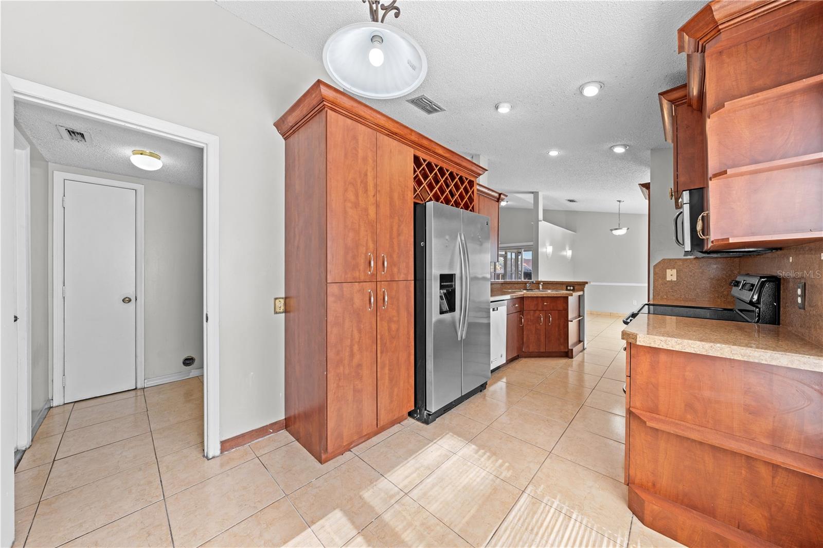 Image 18 of 50 For 8332 Southern Forest Drive