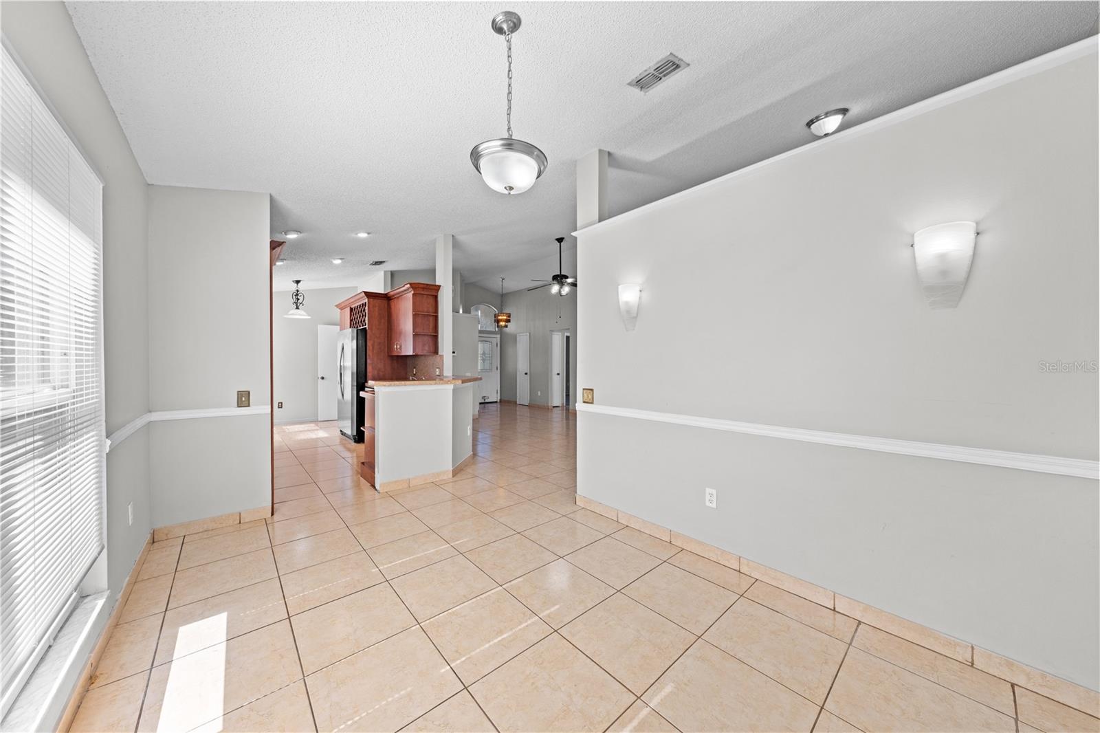 Image 20 of 50 For 8332 Southern Forest Drive