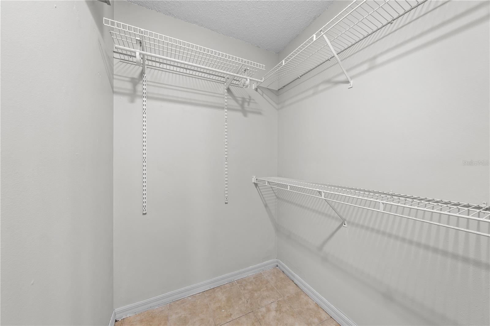 Image 27 of 50 For 8332 Southern Forest Drive