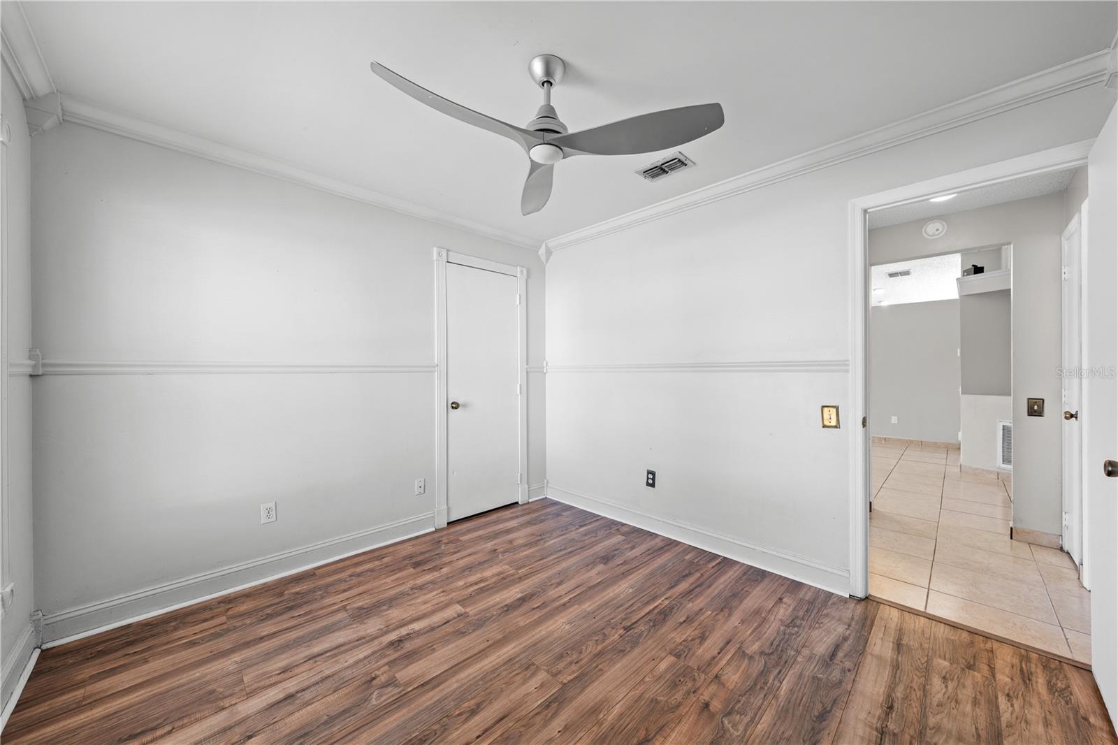 Image 28 of 50 For 8332 Southern Forest Drive