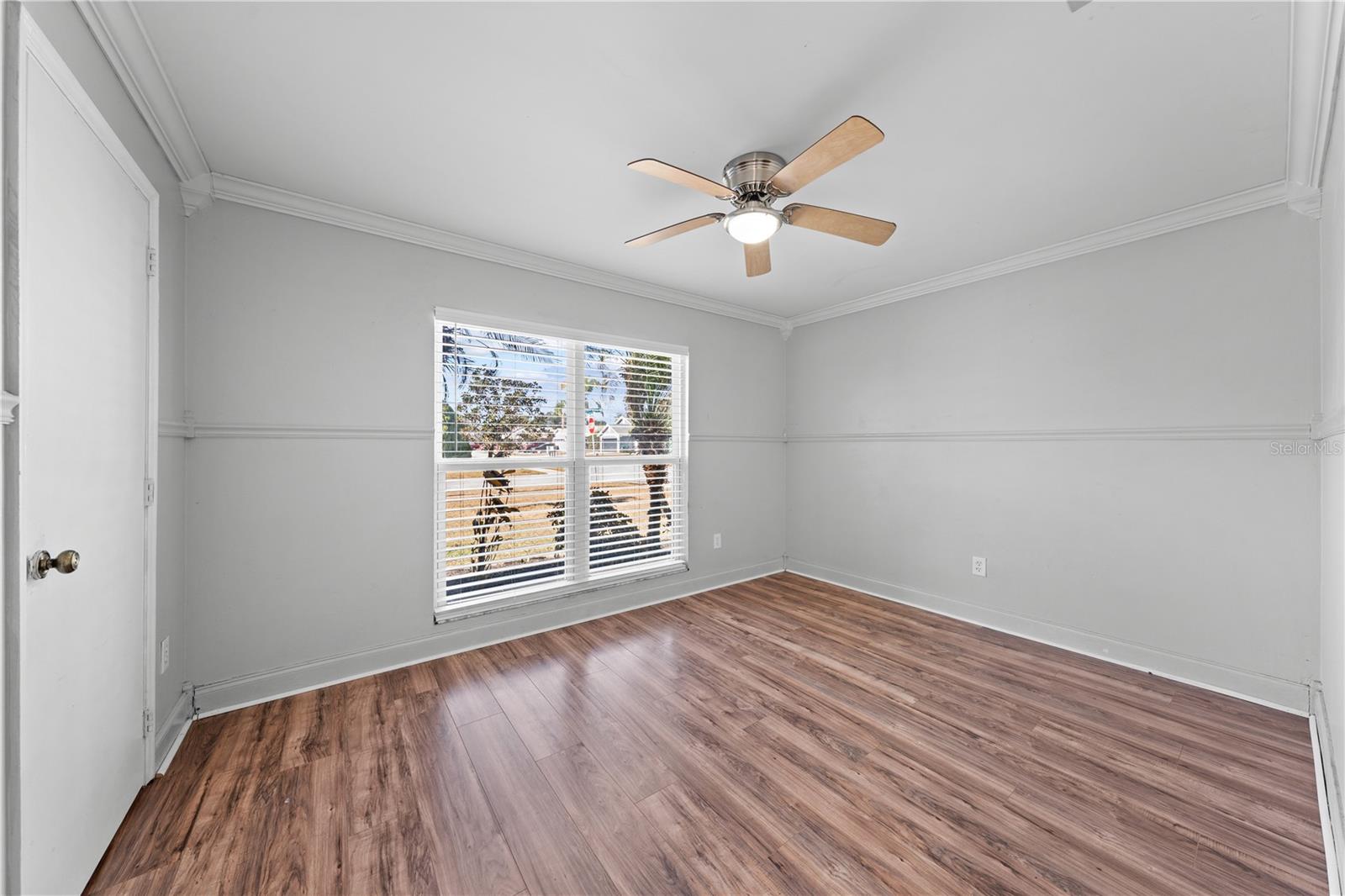 Image 32 of 50 For 8332 Southern Forest Drive