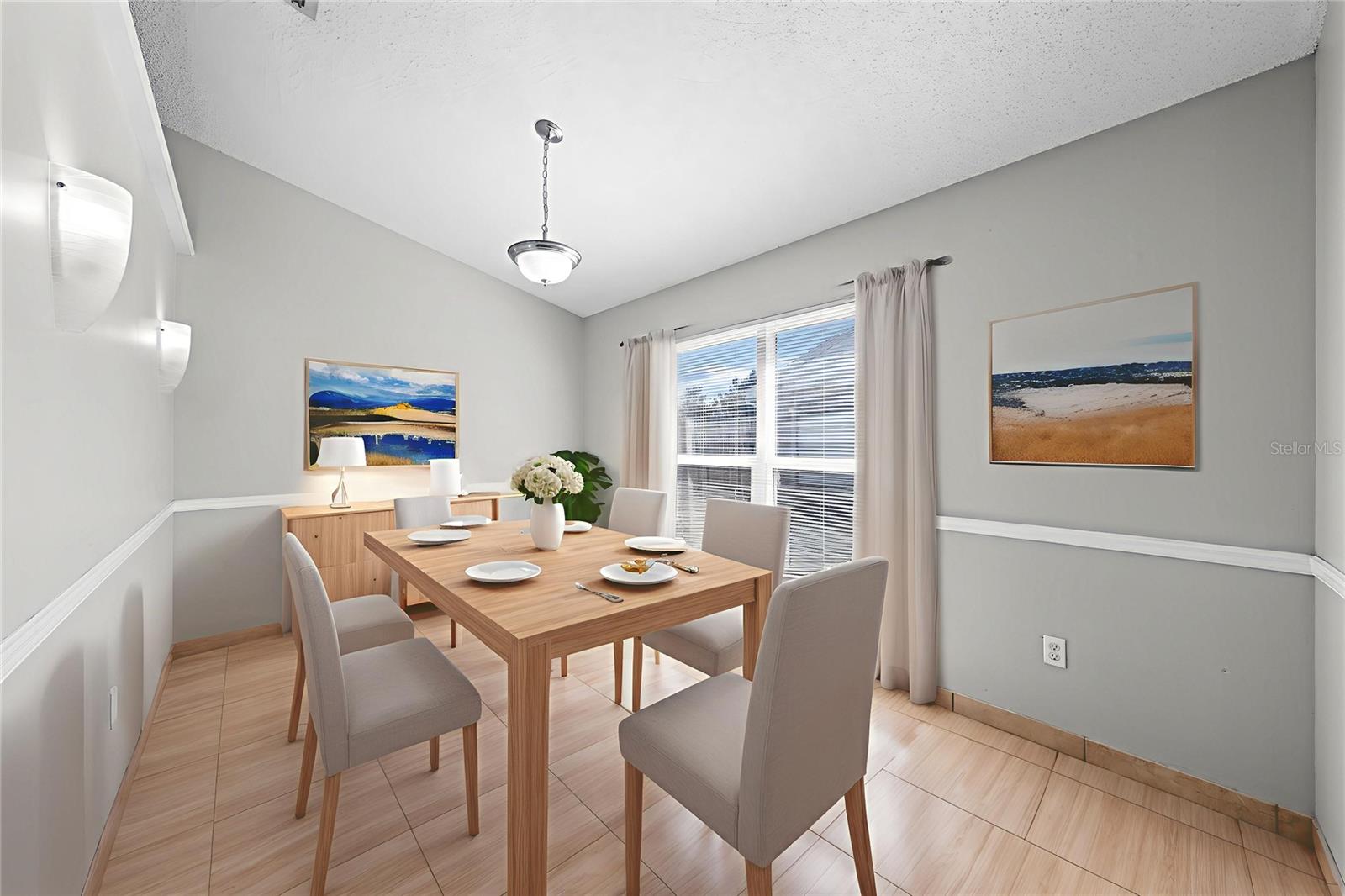 Image 4 of 50 For 8332 Southern Forest Drive