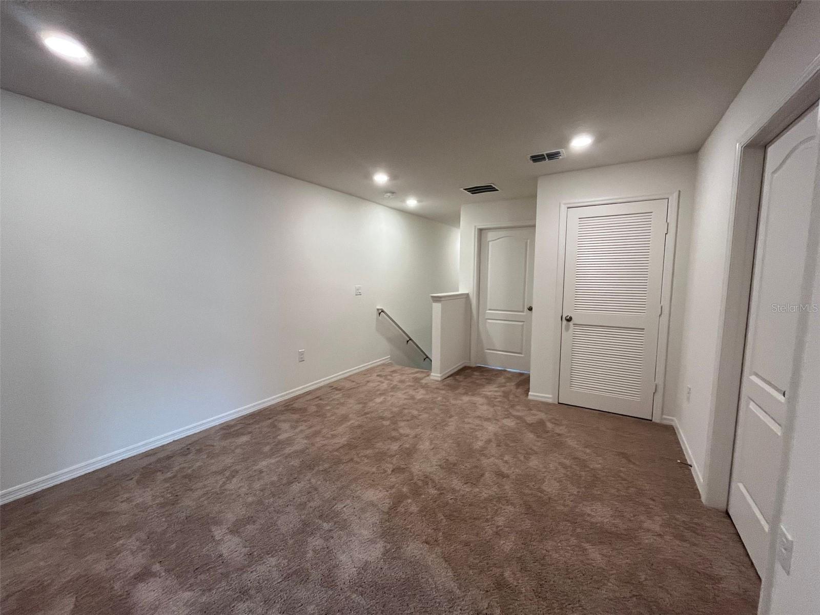 Image 6 of 21 For 635 Bay Leaf Drive