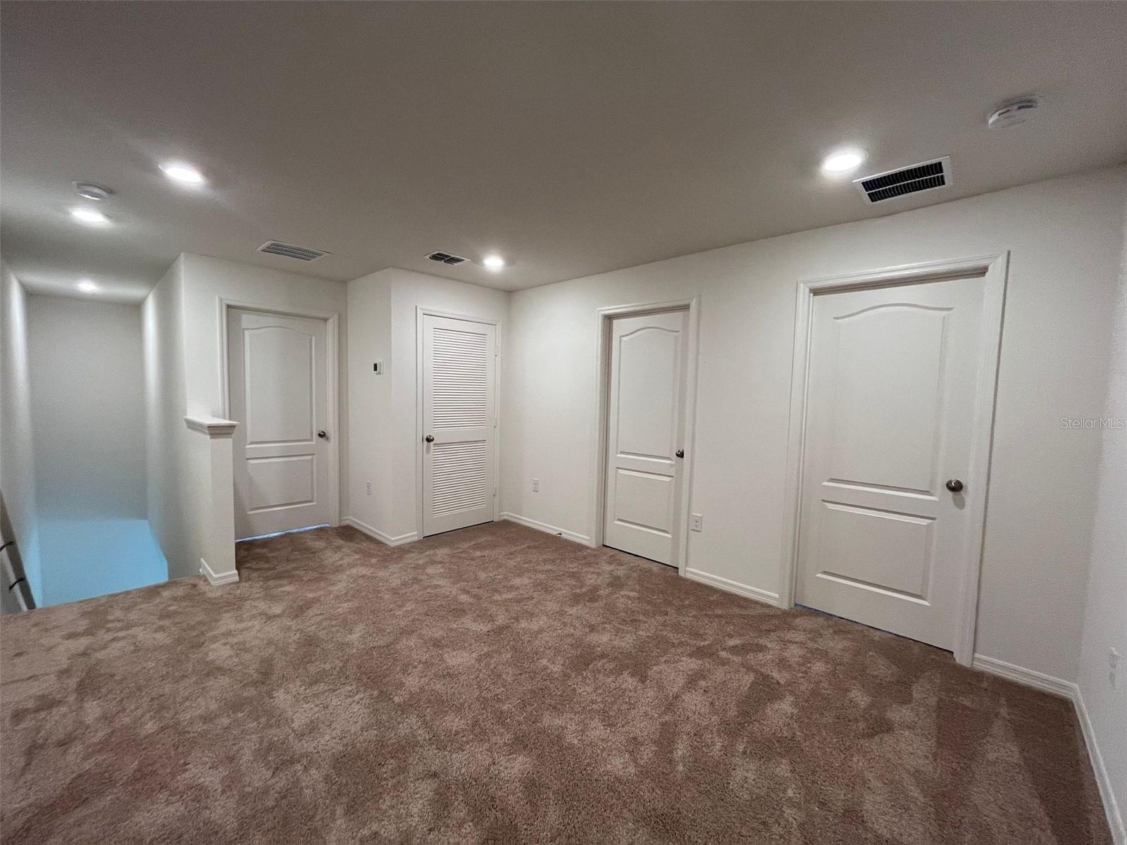 Image 7 of 21 For 635 Bay Leaf Drive