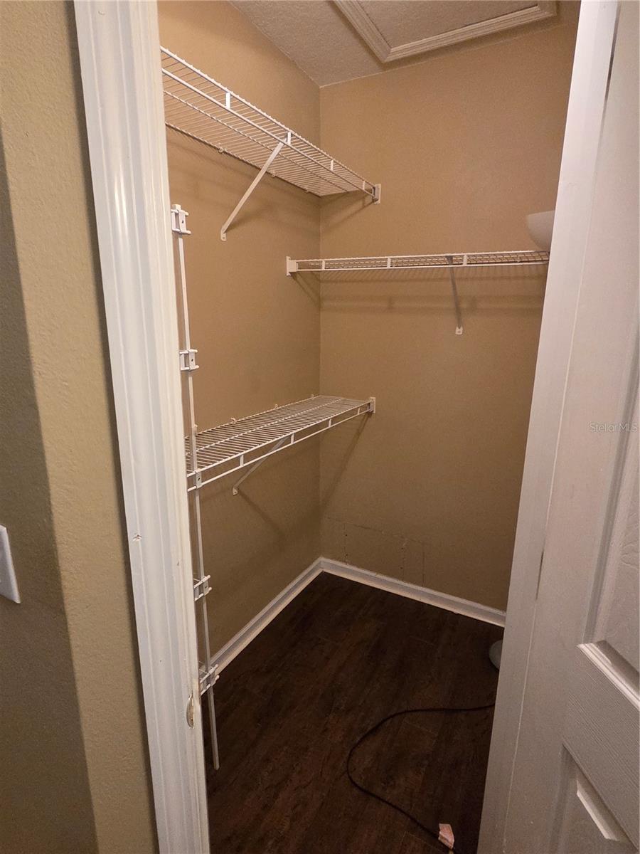 Image 6 of 16 For 4332 Kirkman Road 1006