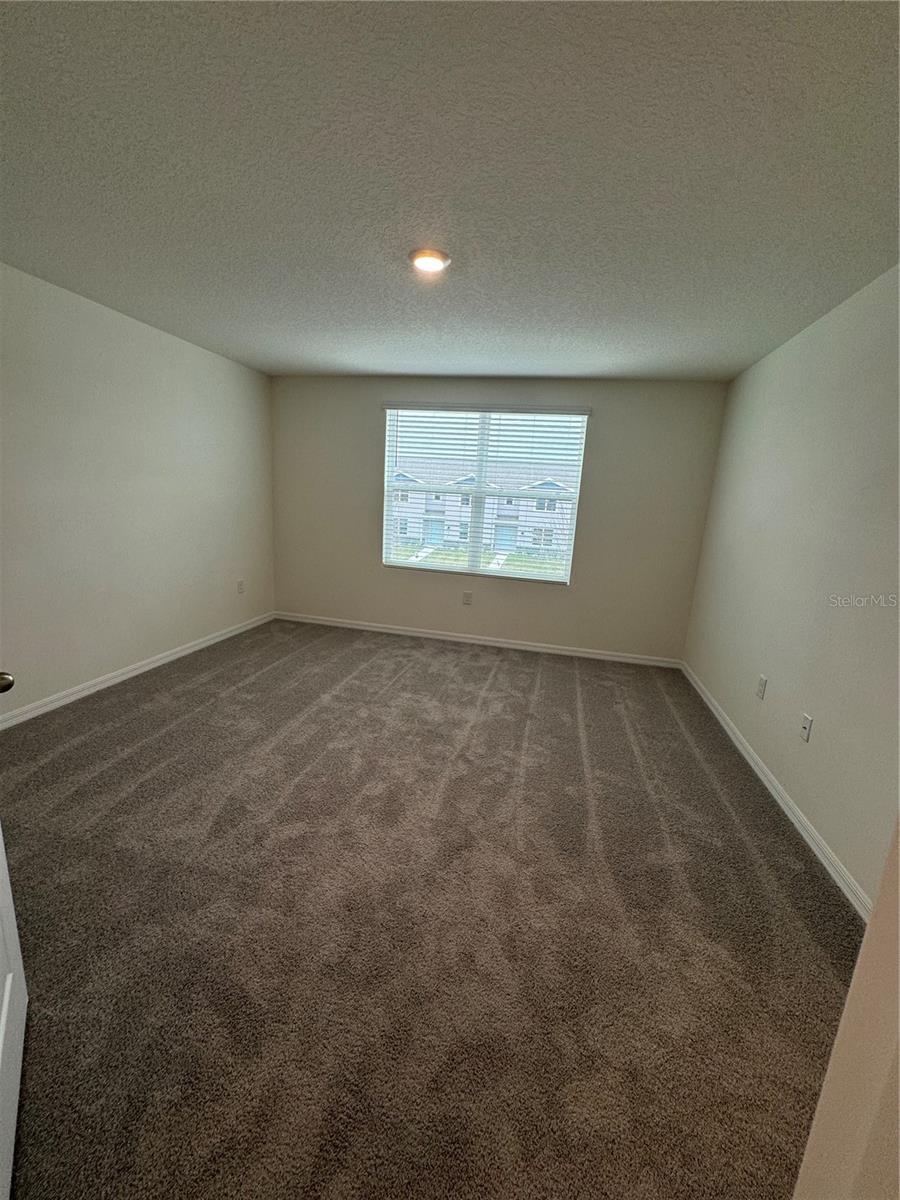 Image 19 of 38 For 371 Preston Cove Drive