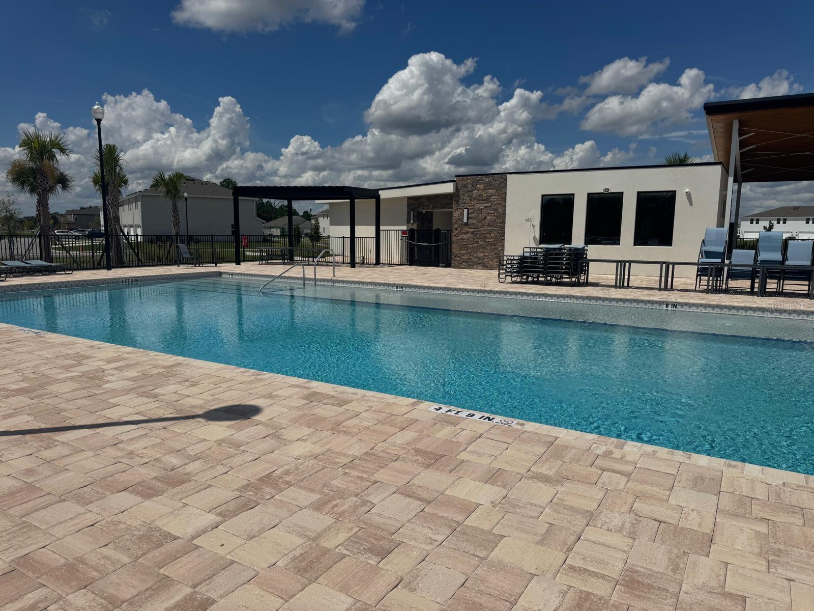 Image 8 of 38 For 371 Preston Cove Drive