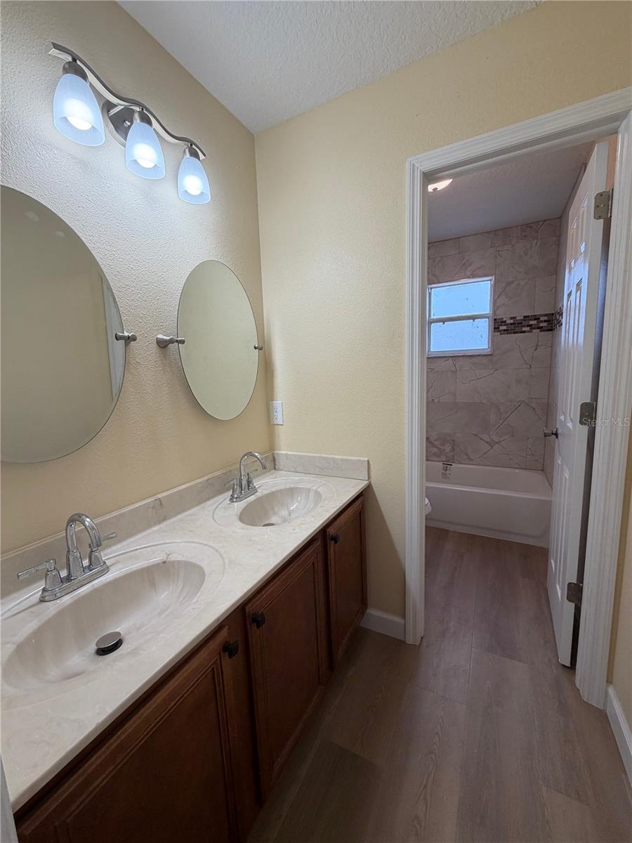 Image 17 of 20 For 413 Britten Drive