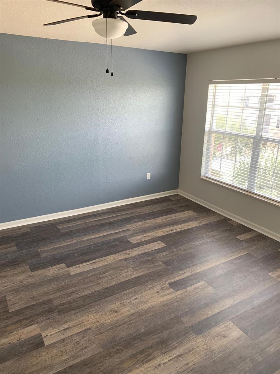 Image 13 of 17 For 3001 Laurel Run Lane 301