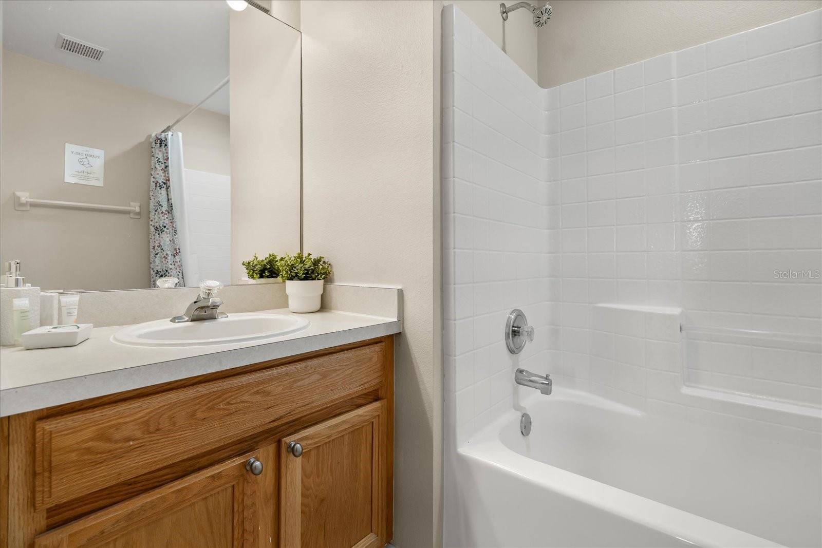 Image 18 of 38 For 1113 Casterton Circle