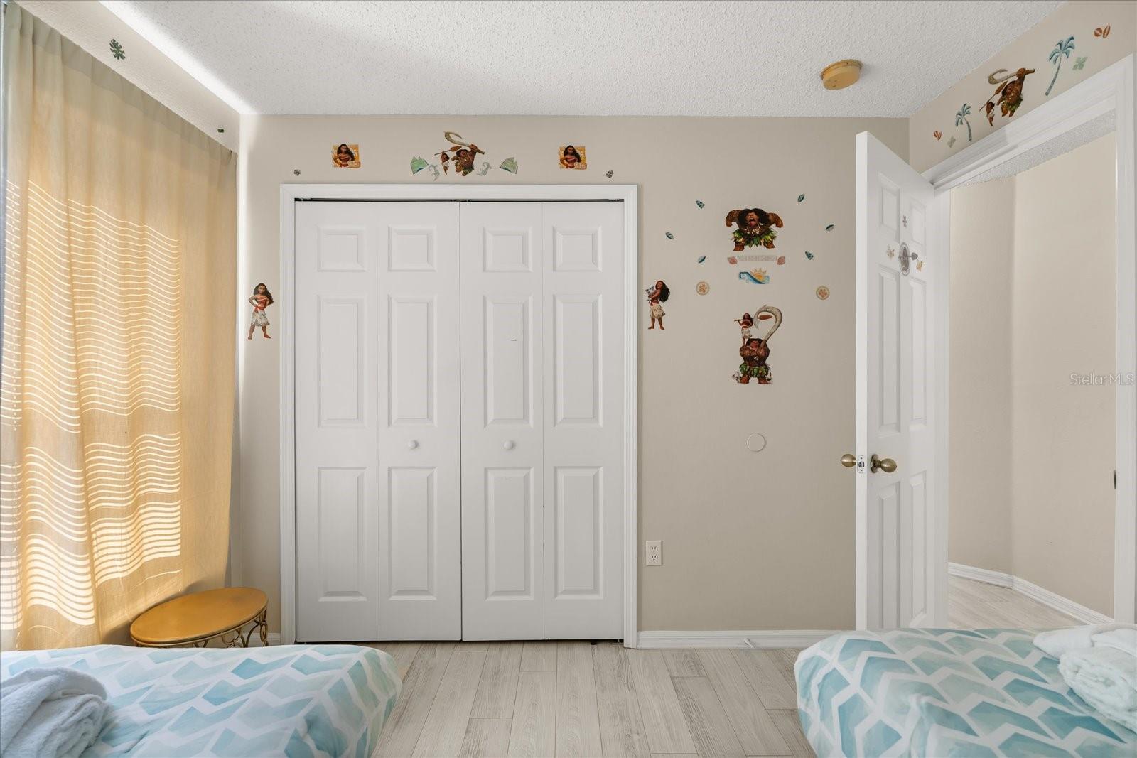 Image 21 of 38 For 1113 Casterton Circle