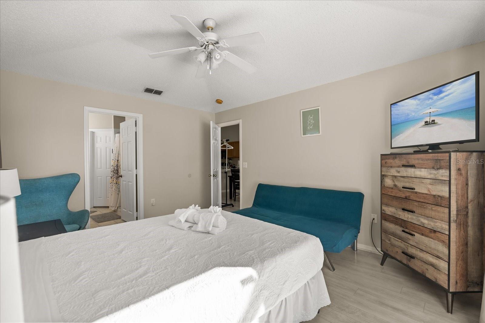 Image 27 of 38 For 1113 Casterton Circle