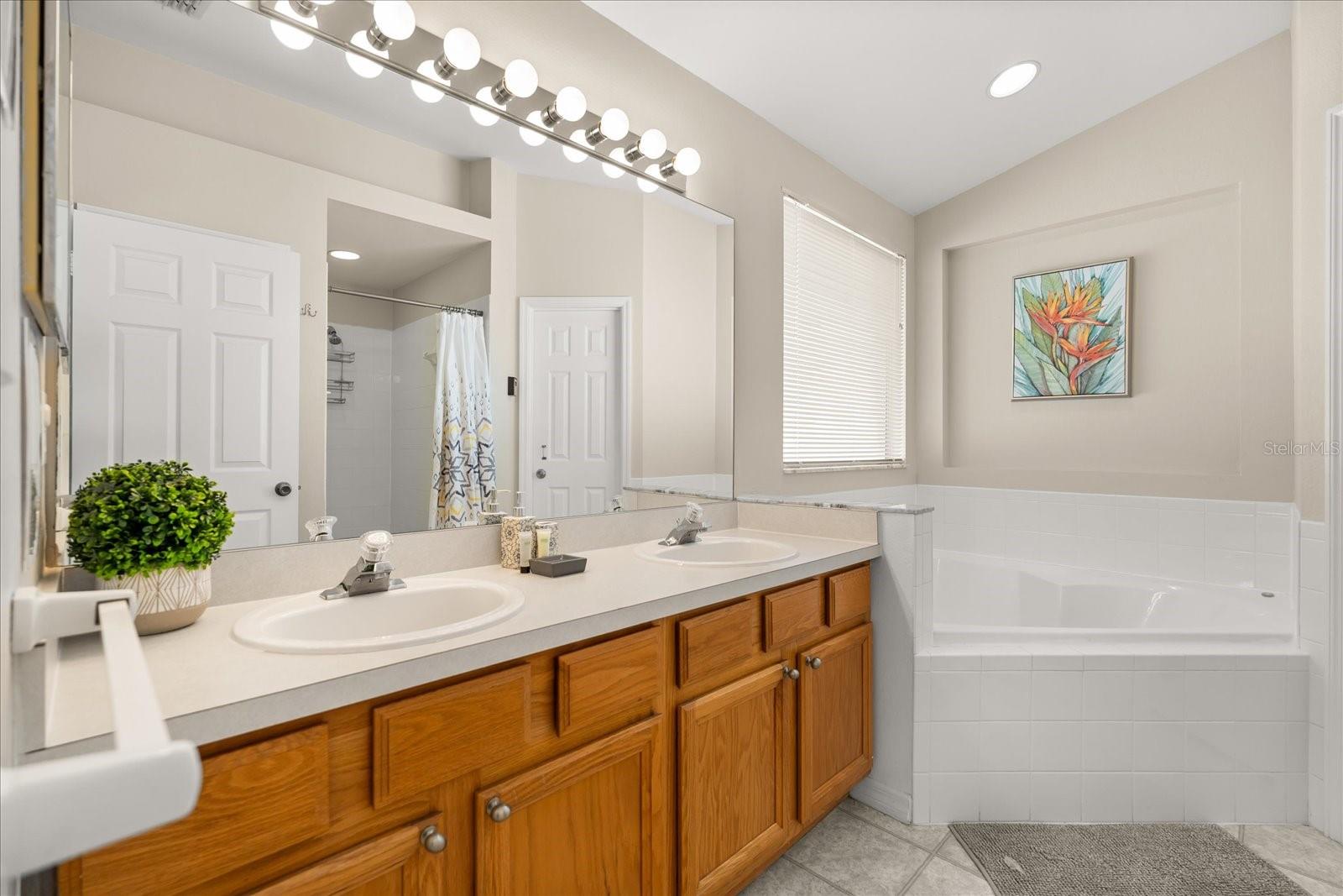 Image 28 of 38 For 1113 Casterton Circle