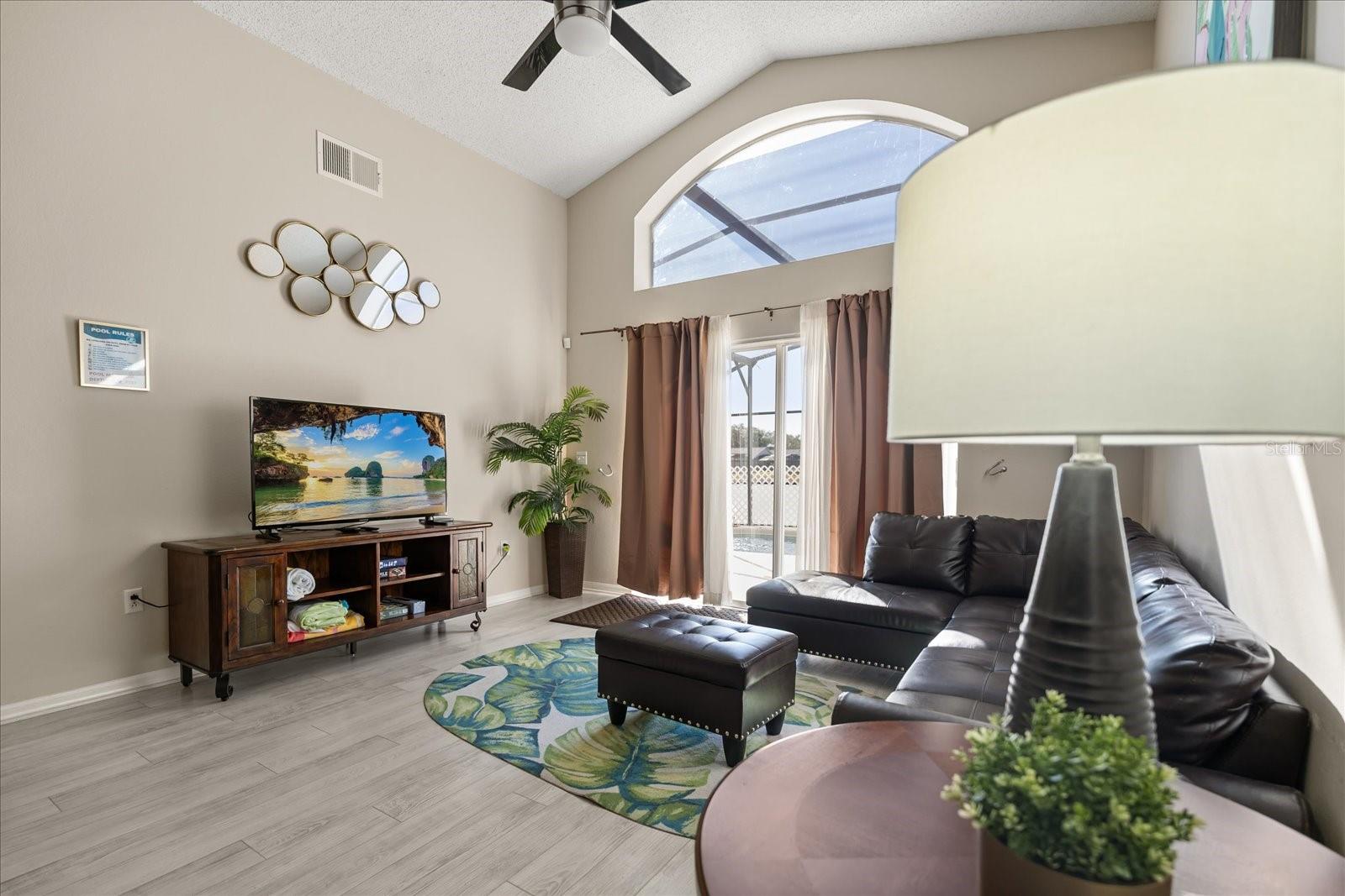 Image 6 of 38 For 1113 Casterton Circle