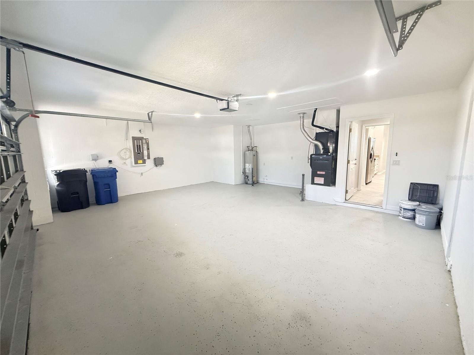 Image 12 of 29 For 6817 Cromwell Garden Drive