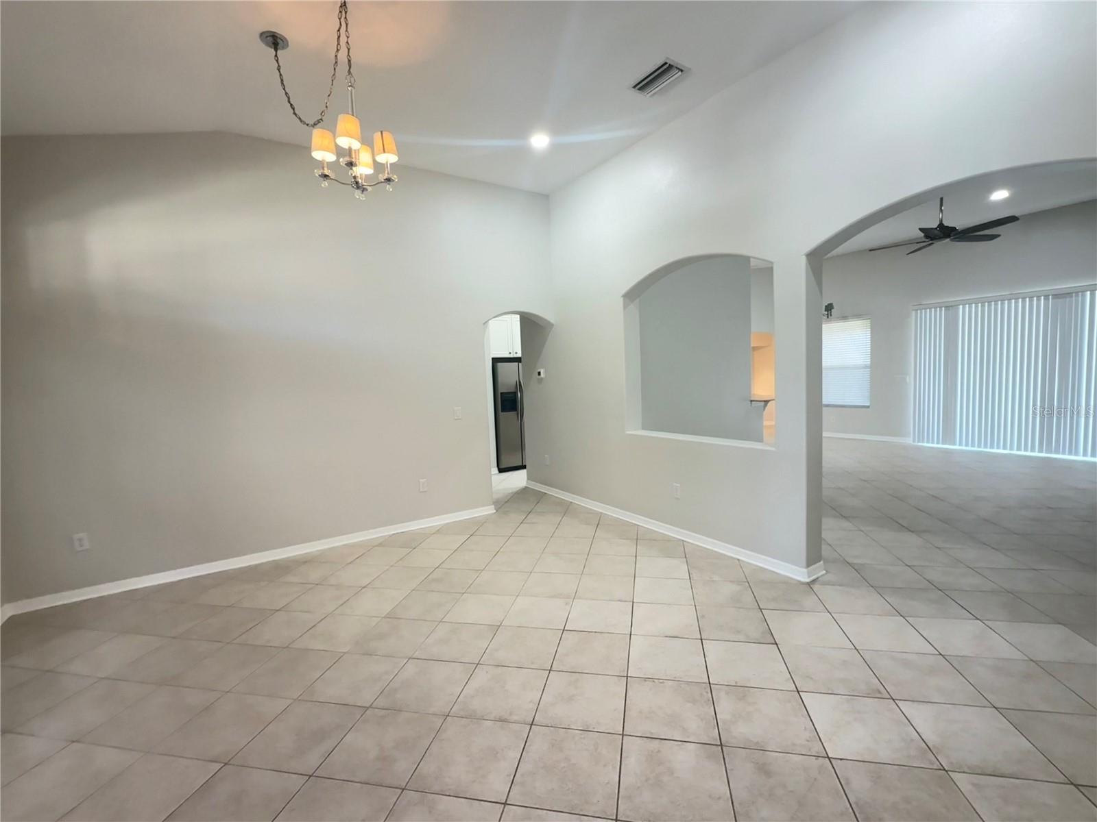 Image 22 of 29 For 6817 Cromwell Garden Drive