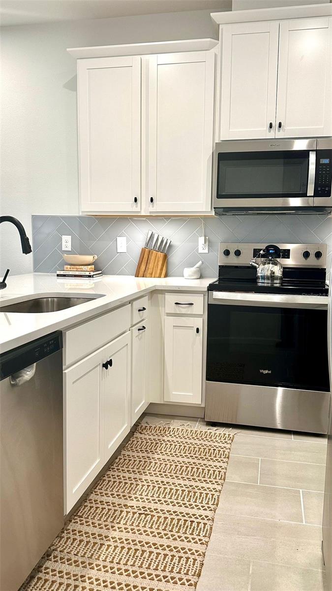 Image 2 of 32 For 9686 Peace Drive