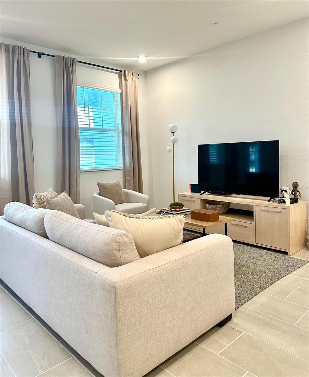 Image 20 of 32 For 9686 Peace Drive